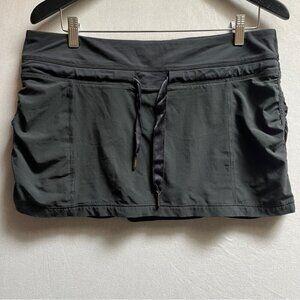 Lululemon Athletica black tennis skirt skort Sz 10